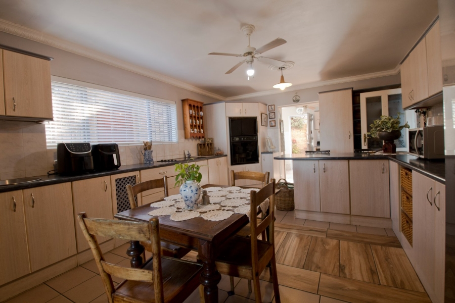 11 Bedroom Property for Sale in Dana Bay Western Cape